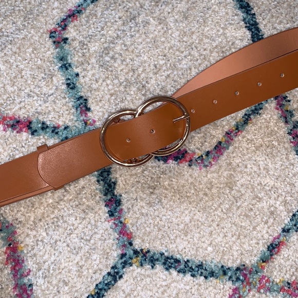 Belt - Picture 1 of 5
